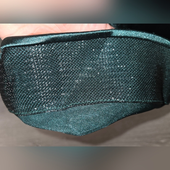 NWT Teeze Me Juniors' Off the Shoulder Satin Gown - Picture 7 of 9